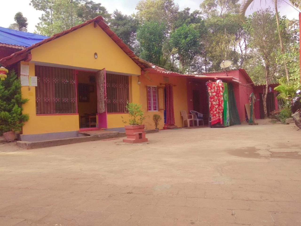 Dreams Home Estate Stay Suntikoppa Ngoại thất bức ảnh